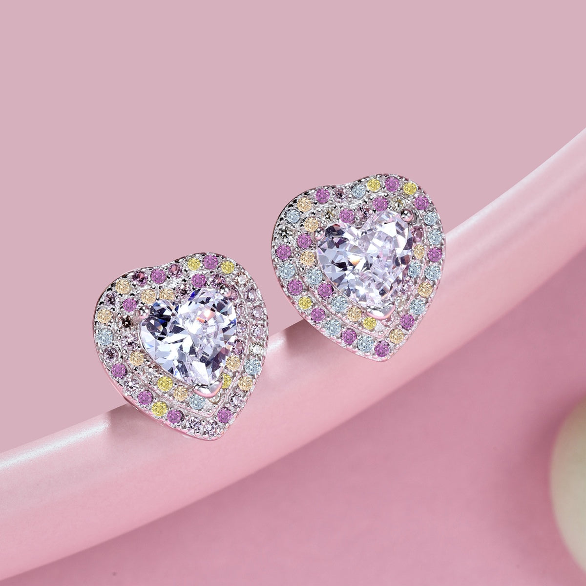 [Nova Jewelry]Dazzling Heart Shape Lover Earrings