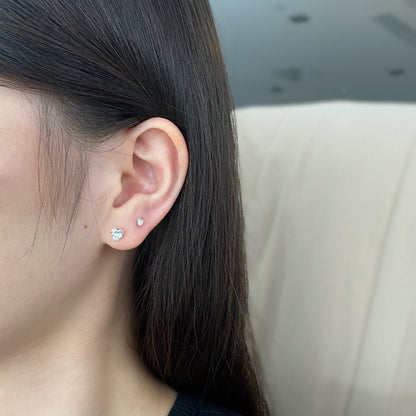[Nova Jewelry]Sparkling Heart Shaped Simple Earrings