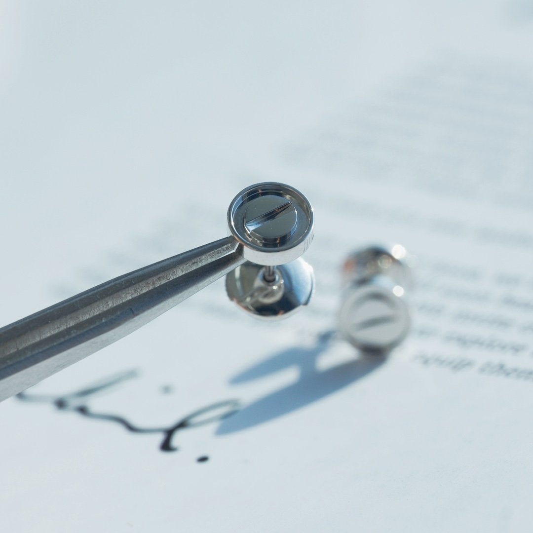 [BLUE TEARS]LOVE EARRINGS SILVER 10MM