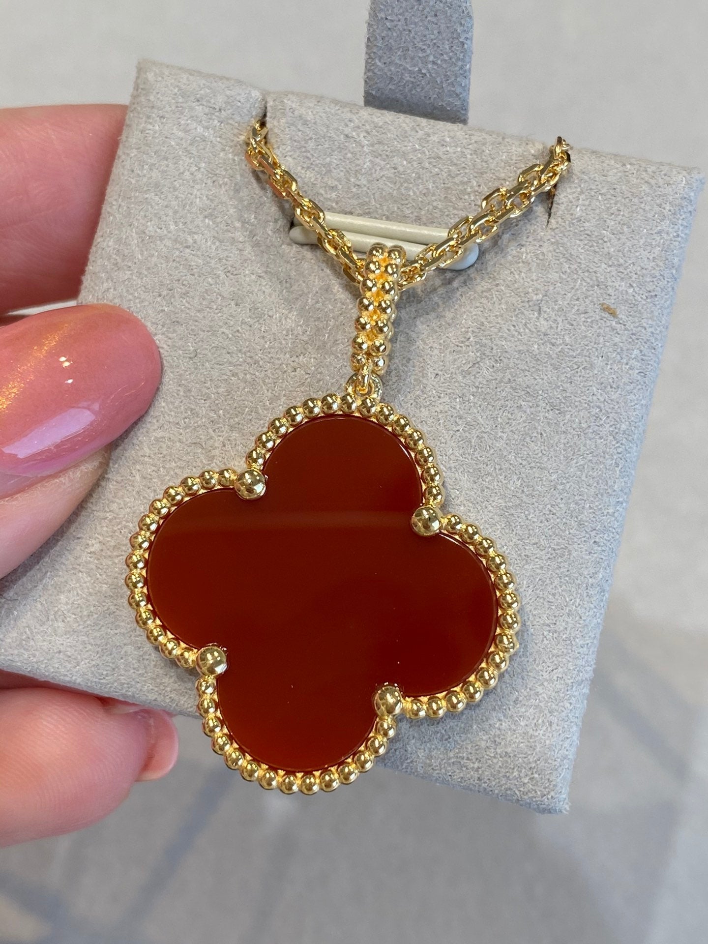 [BLUE TEARS]CLOVER 25MM NECKLACE GOLD CARNELIAN