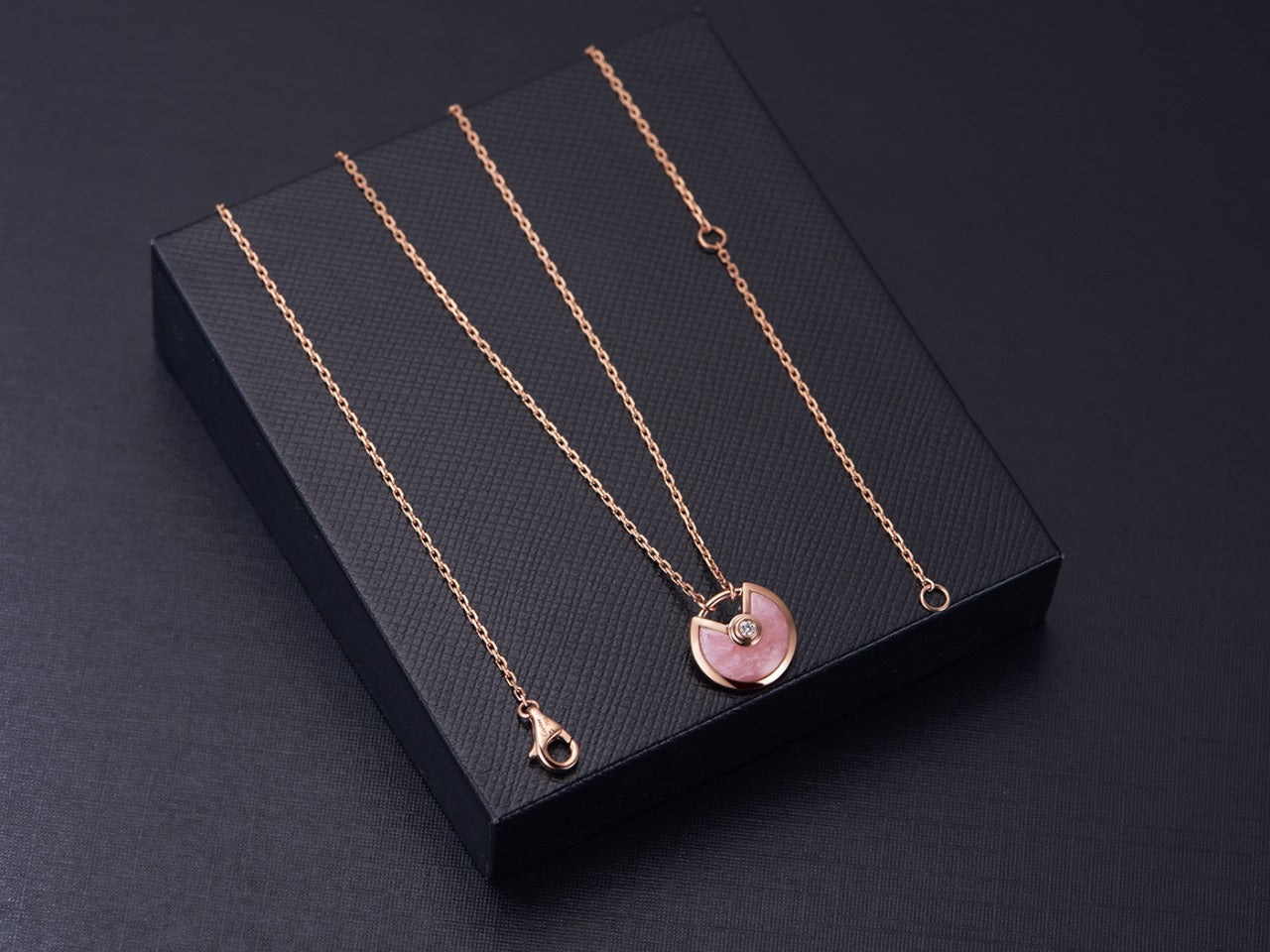 [BLUE TEARS]AMULETTE ROSE GOLD PINK MOP NECKLACE