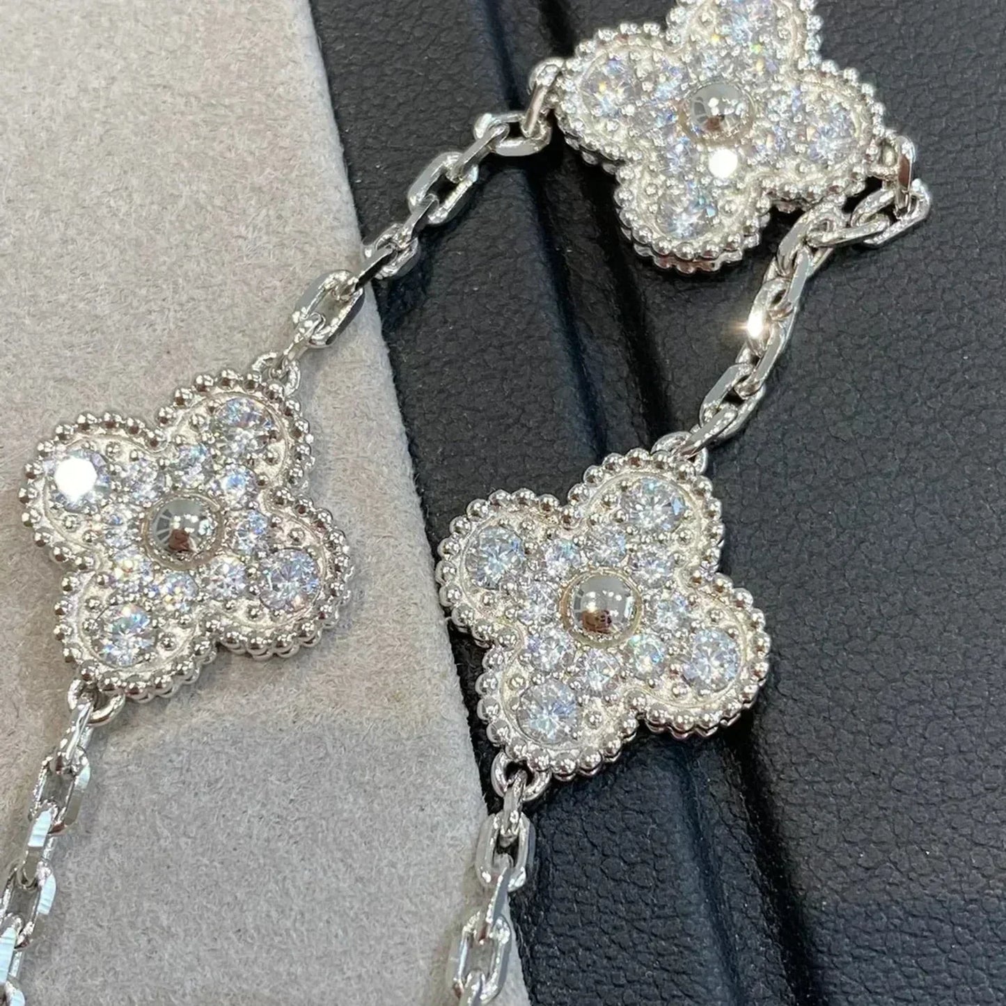 [BLAUE TRÄNEN]KLEE 5 MOTIFS DIAMANTARMBAND SILBER