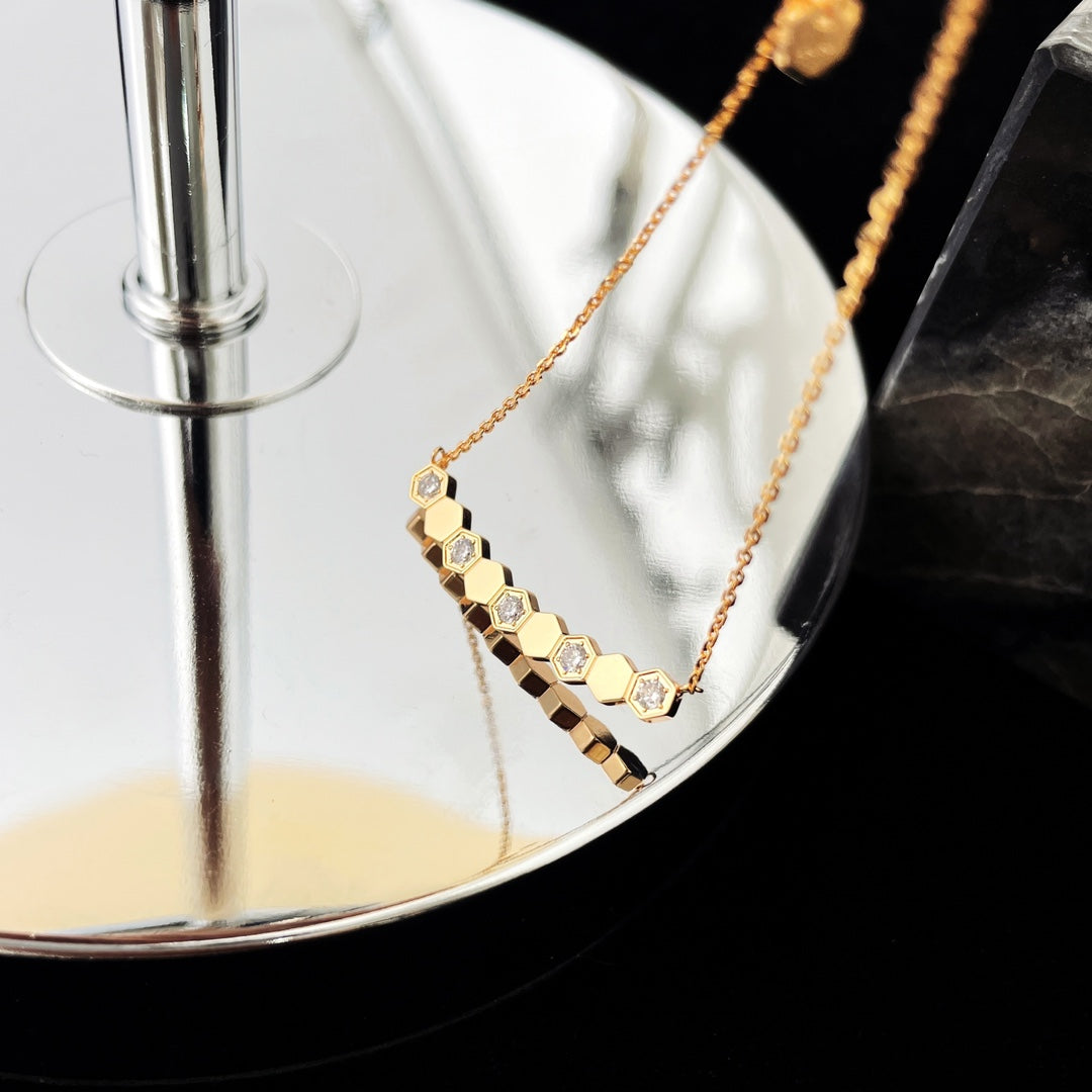 [BLUE TEARS]BEE MY LOVE DIAMOND NECKLACE