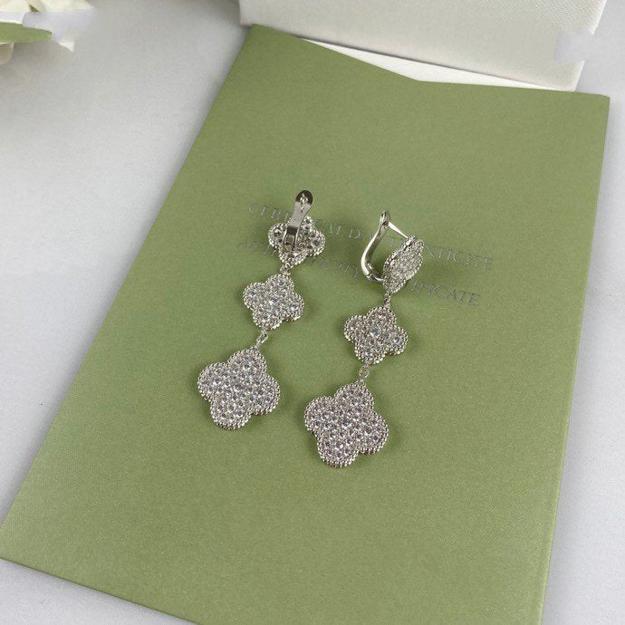 [BLUE TEARS]CLOVER 3 MOTIF DIAMOND SILVER DROP EARRINGS