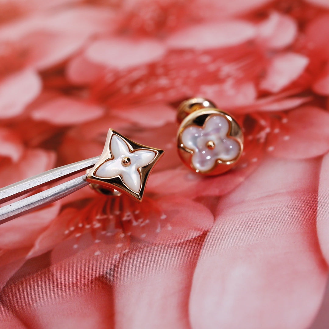 [BLUE TEARS]STAR AND SUN PINK GOLD MOP STUD EARRINGS