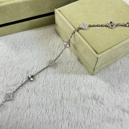 [BLUE TEARS]CLOVER 6 MOTIF DIAMOND LASER BRACELET