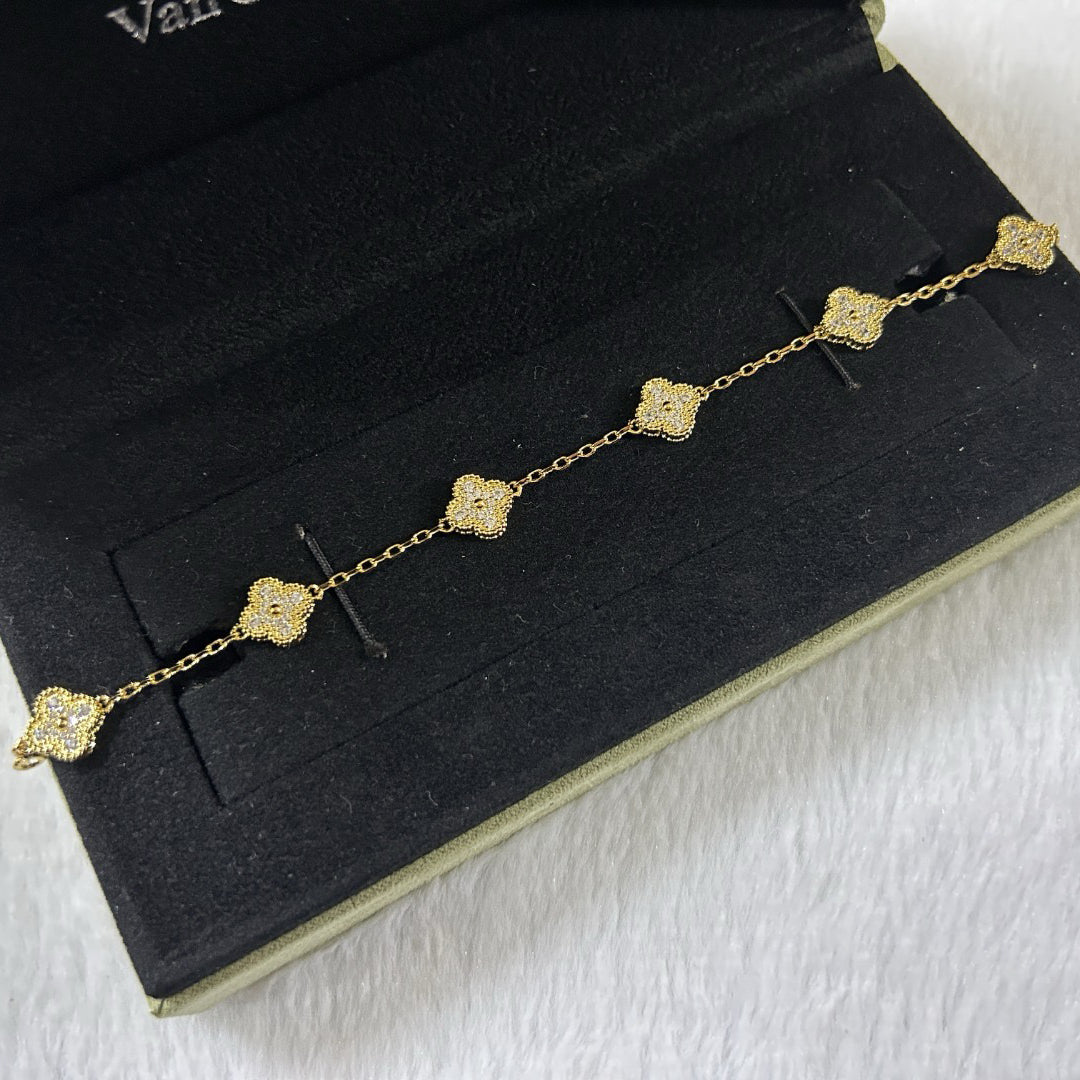 [BLUE TEARS]CLOVER 6 MOTIF DIAMOND BRACELET