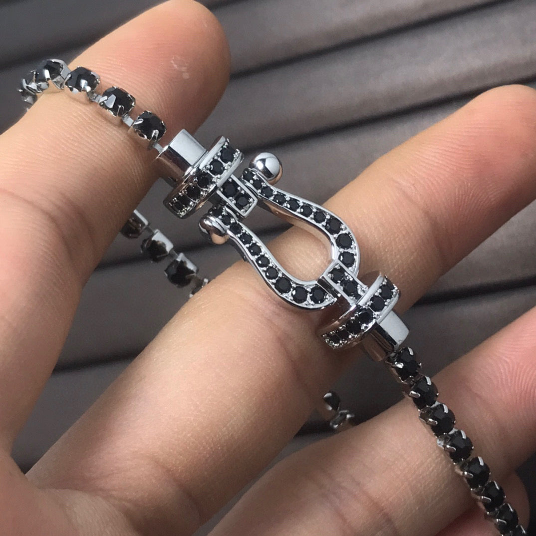 [BLUE TEARS]FORCE  LARGE HORSESHOE FULL DIAMOND TENNIS BRACELET