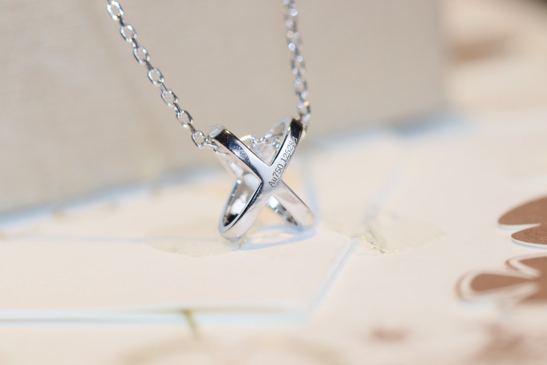 [BLUE TEARS]JEUX DE DIAMOND NECKLACE
