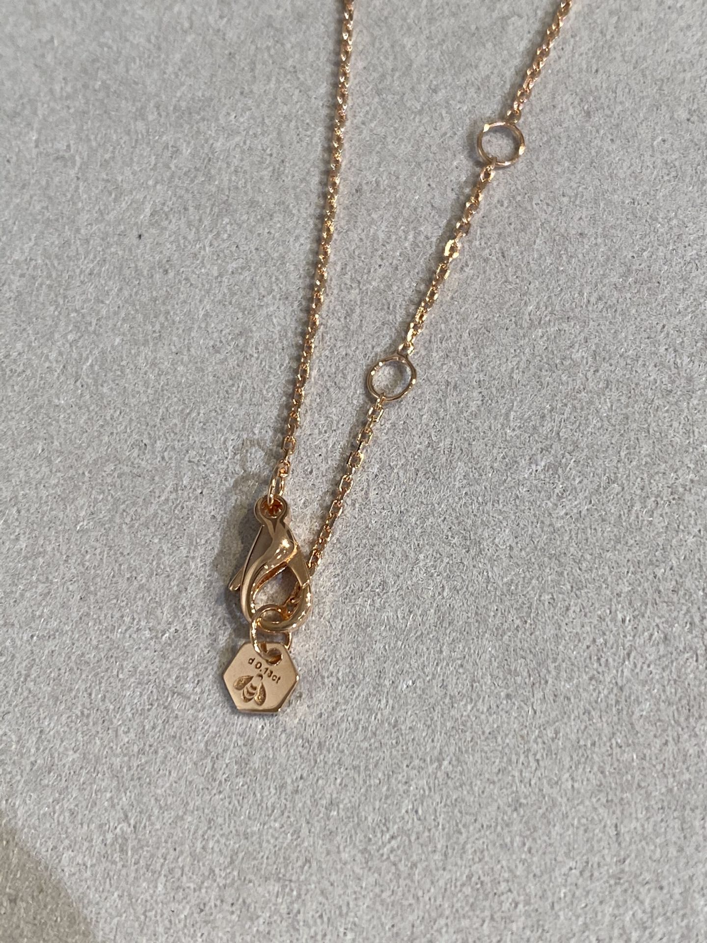 [BLUE TEARS]BEE LOVE DIAMOND NECKLACE