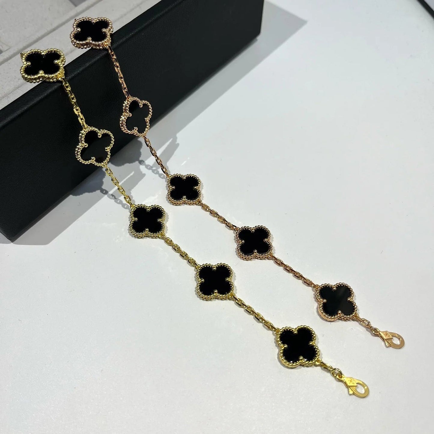 [BLUE TEARS]CLOVER  5 MOTIFS BLACK ONYX BRACELET