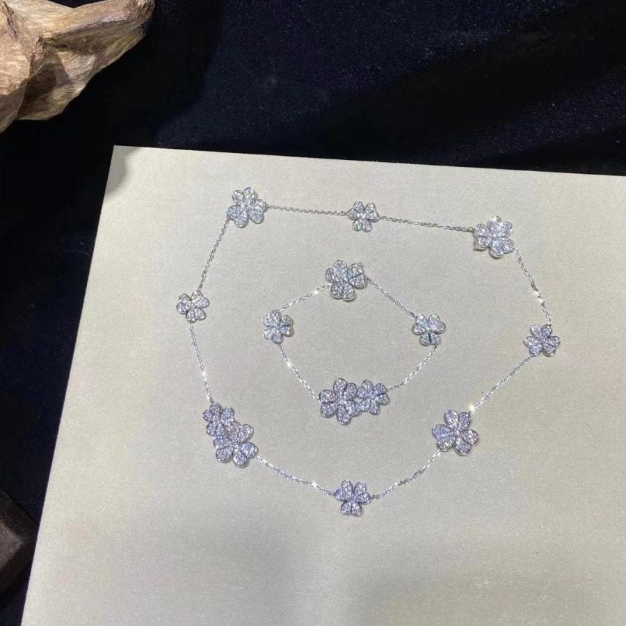 [BLUE TEARS]FRIVOLE SILVER 5 FLOWERS BRACELET