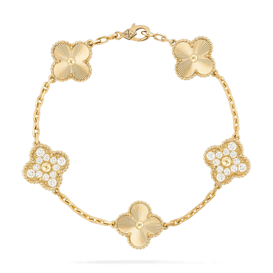 [ブルーティアーズ]クローバーブレスレット 5モチーフ ゴールド ダイヤモンド