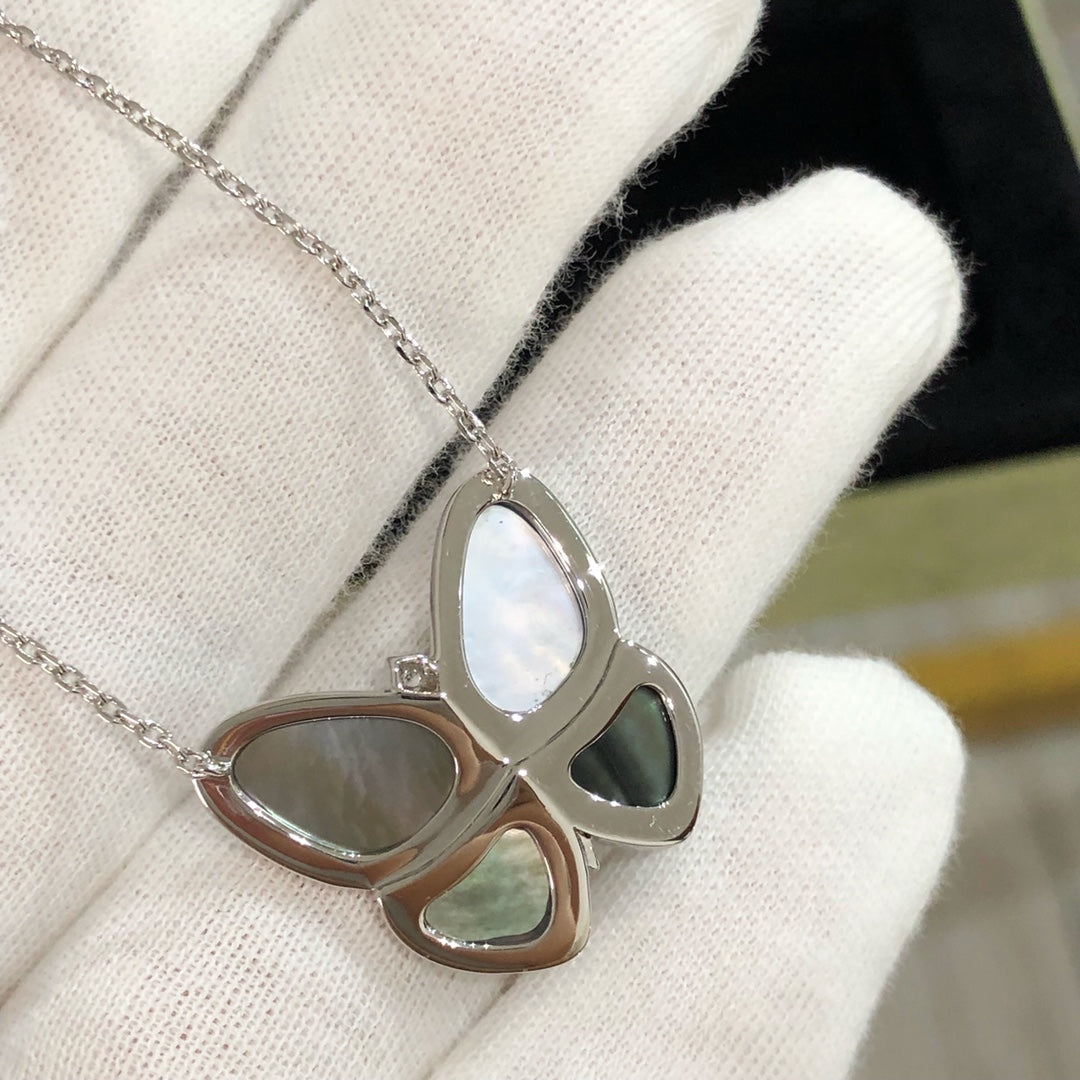 [BLUE TEARS]LARGE BUTTERFLY SILVER PENDANT DIAMOND NECKLACE